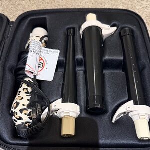 Interchangeable Curling Wand Set Beachwaver set. Leopard